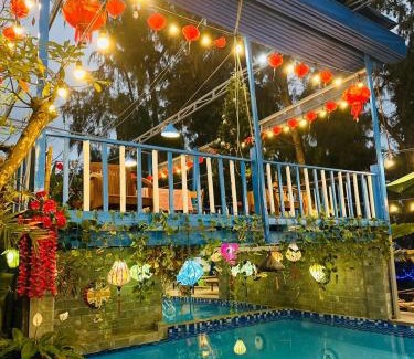 Dien Duong House | Charming and Spacious Beach Homestay 4 Rooms 1 Pool Entire Palace
