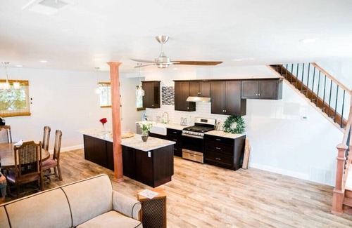 Grass Valley House | Charming and Updated Home Next to Downtown
