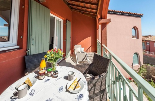 Theoule-Superieur Apartment | Charming apartment for 2 persons in quiet location, sea view, communal pool