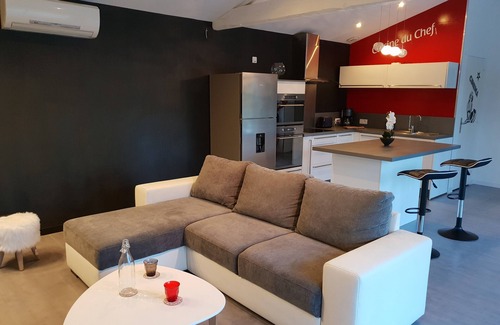 Chateaurenard Apartment | Charming apartment in Provence