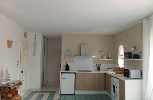 Salles-d'Aude Apartment | Charming apartment in a villa in the heart of La Clape