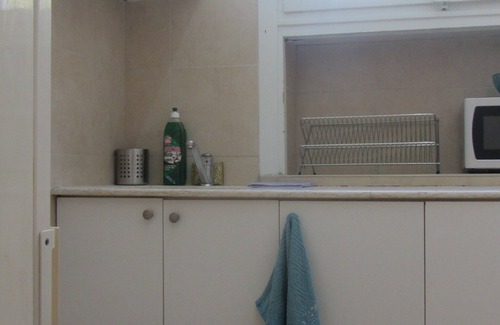Tel Aviv City Center Apartment | Charming apartment with a balcony in the middle of the city