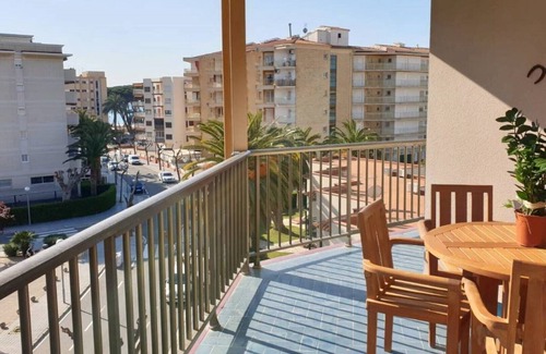 Vila-Seca Apartment | Charming apartment 10 minutes from Port Aventura and Ferrari Land