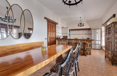 La Asomada Apartment | Charming Apartment "7" with Terrace, Community Pool & Wi-Fi