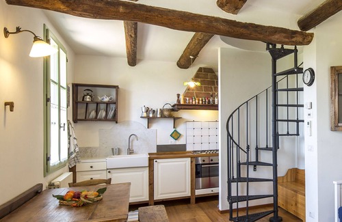 Dozza Apartment | Charming apartment "Anna" in historical Villa Calanco on the hills of Dozza