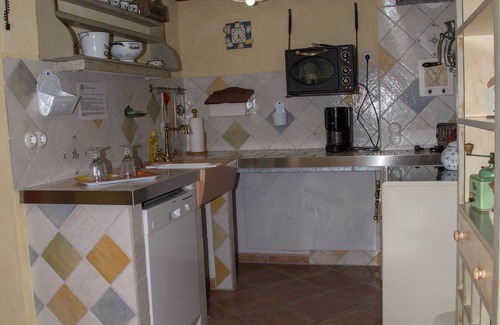 Muensingen Apartment | Charming apartment - enjoy the view from the glazed terrace