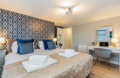 Andover Apartment | Charming Apartment In Andover Town Centre 55' 4K Smart TV Netflix