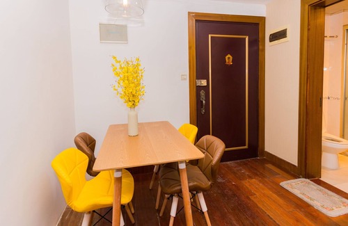 Jing'an Apartment | Charming apartment in city centre Shanghai w/ @3BDRS