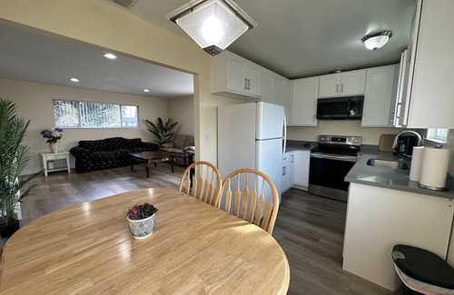 Centerville Apartment | Charming Apartment in Fremont #3