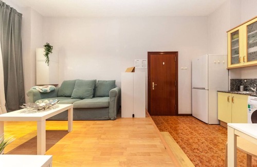 Gijon-Este Apartment | Charming Apartment in Gijón Private Garden