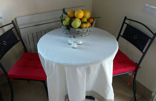 San Vito Apartment | Charming apartment in the heart of a citrus farm.