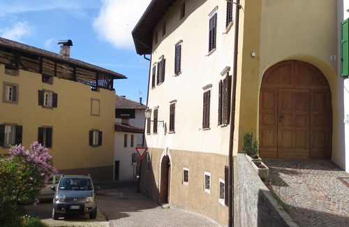 Sfruz Apartment | CHARMING APARTMENT IN ITALIAN ALPS TRENTINO