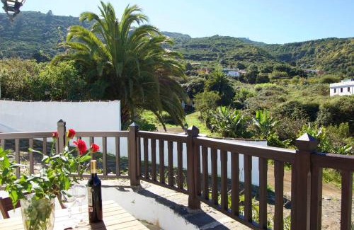 Los Silos Apartment | Charming Apartment in Los Silos, 80m² with Terrace