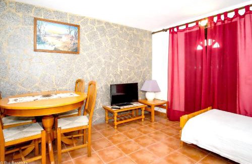 Monchique Apartment | Charming apartment in Monchique with shared pool - 55 sqm
