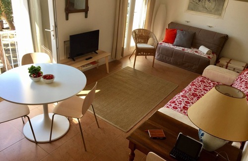 Porquerolles Apartment | Charming apartment in the heart of the village