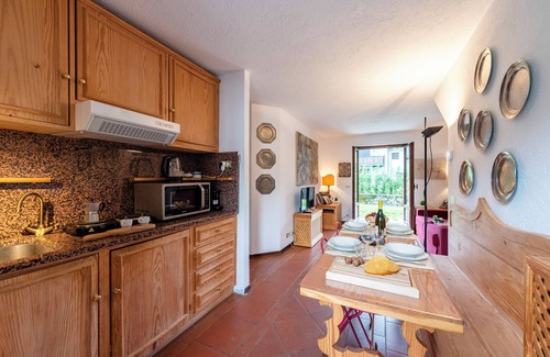 Verrand Apartment | Charming Apartment with Garden in Courmay, Courmayeur, Italy