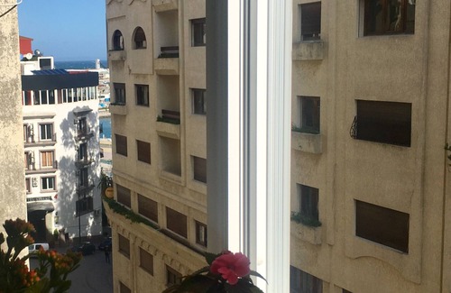Bni Makada Apartment | [charming apartment] oceanfront marina bay *