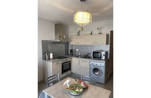 Propriano Apartment | CHARMING APARTMENT ON THE PORT, ONLY 5 MINUTES WALK FROM THE BEACHES