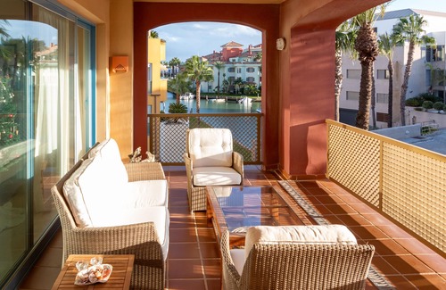 Sotogrande Apartment | Charming apartment/Precioso apartamento en la Marina del Puerto de Sotogrande.