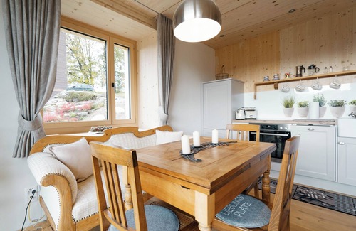Mitloedi Apartment | Charming Apartment Strohballenhaus in Scenic Amden, Switzerland