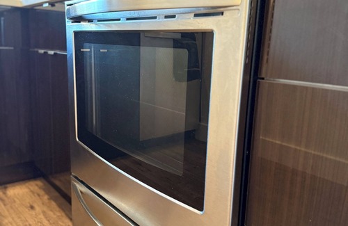 Fairmount Apartment | Charming apartment, sleeps 6 people, in-unit washer/dryer in Philadelphia