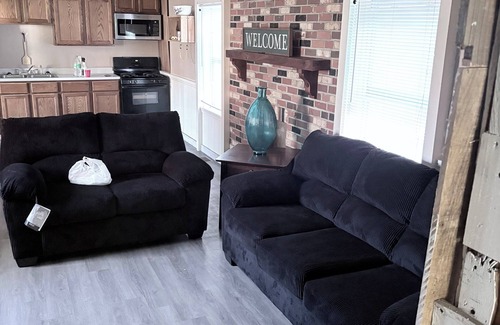 Belleville Apartment | Charming apartment with nice fire pit for relaxing nights