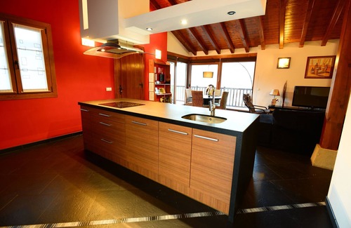 Sumbilla Cottage | Charming apartment with mountain views for 4 people, Casa Angiz Etxea 1