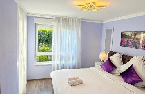 Saint-Louis Apartment | Charming apartment with Garden, Free Parking near Basel, Airport, Ger'many, France,