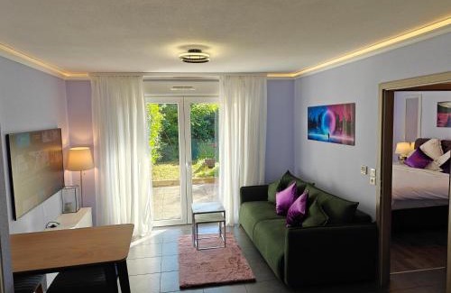 Saint-Louis Apartment | Charming apartment with Garden, Free Parking near Basel, Airport, Ger'many, France,
