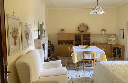 Spoleto Apartment | Charming apartment with fireplace in the center