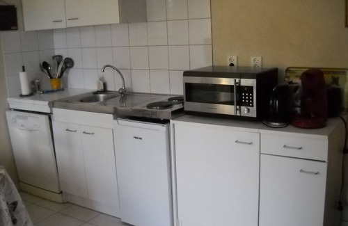 Le Thor Cottage | Charming apartment with one room close to Avignon at the entrance of the village