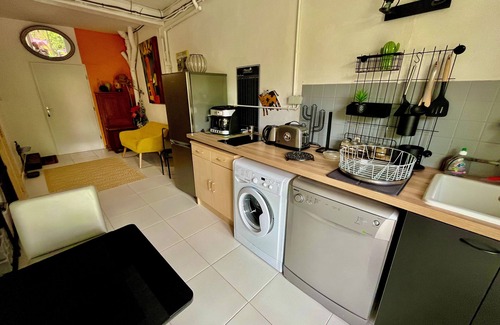 Alpes-Romans Apartment | Charming apartment with garden City center