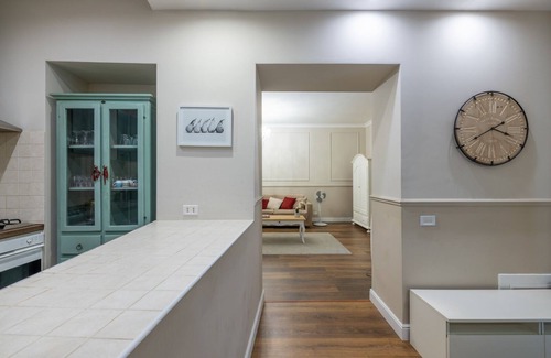 Esquilino Apartment | Charming Apartment With Patio Close to Colosseum