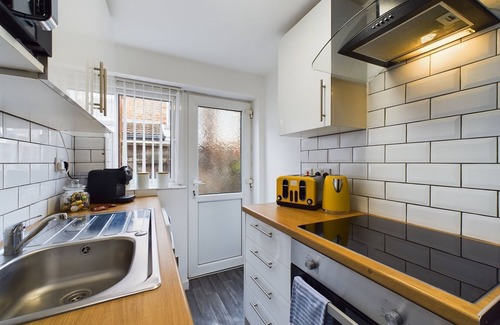 Everton House | Charming Apartments | Retreat Near City Centre & Stadiums – Perfect Location!