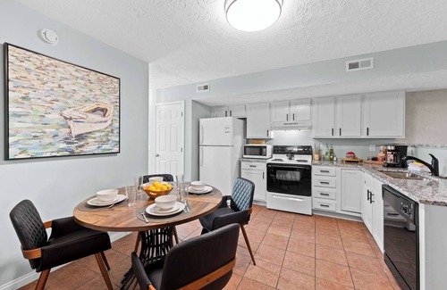 Williamstown Apartment | Charming apt near Ark Encounter! 3BR for 8 guests!