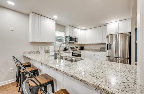 Jefferson Park House | Charming Atlanta Home with Yard about 7 Mi to Downtown!
