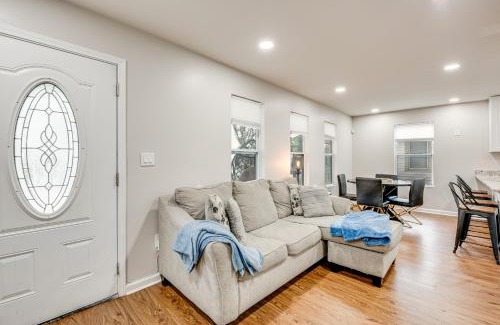 Jefferson Park House | Charming Atlanta Home with Yard about 7 Mi to Downtown!