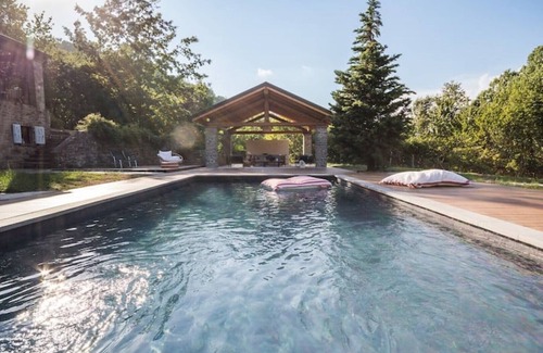 Borgo Val di Taro House | Charming & Authentic Stone House La Brugna