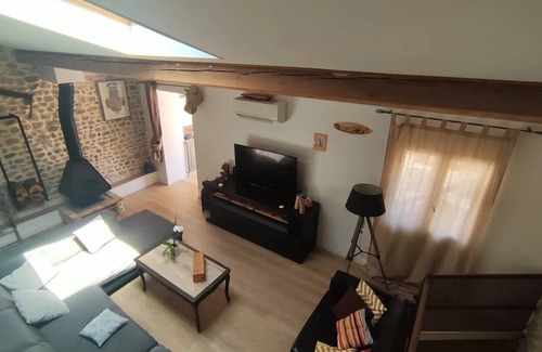 Brouilla Apartment | Charming, authentic barn