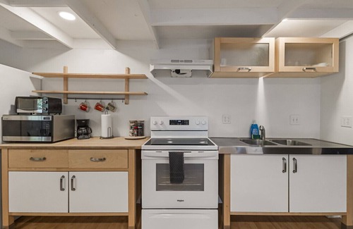 Chico House | Charming Avenue Guest House