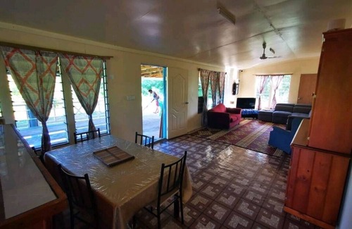 Nanuya Bed & Breakfast | Charming bed&breakfast&Lunch in serene Home in Matacawalevu with WiFi&Netflix