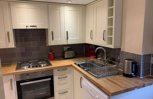 Hope Valley House | Charming Barn in Hope Valley - The Heart of the Peak District. Sleeps 7