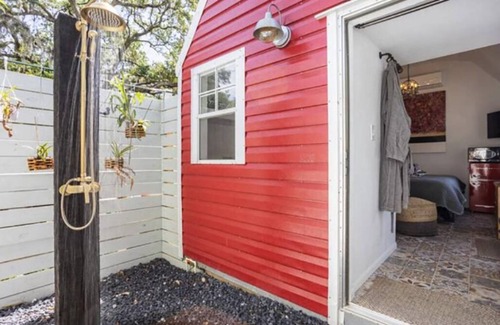Greater Palm River Point CDC House | Charming Barn in Tampa, heated Pool, CLOTHING OPTIONAL