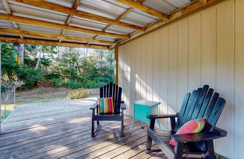 Ocean Park House | Charming Bay Front Privacy.