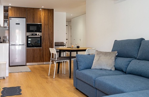 Madalena Apartment | Charming Beach Retreat by MP