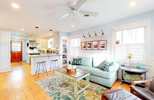 North Carolina Coast House | Charming Beach Cottage – Walk to Ocean, Relaxing Porch & Private Parking