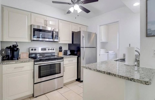 Naples Park House | Charming Beach Cottage With Pool!