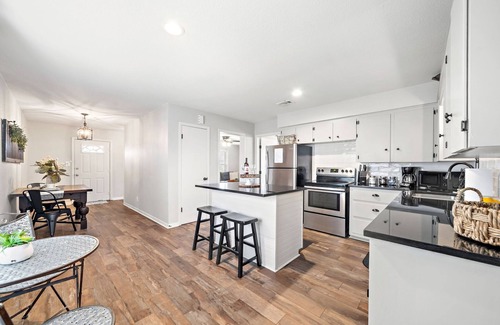 La Porte House | Charming Beach House Steps from Sylvan Beach