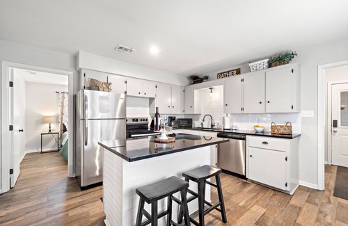La Porte House | Charming Beach House Steps from Sylvan Beach