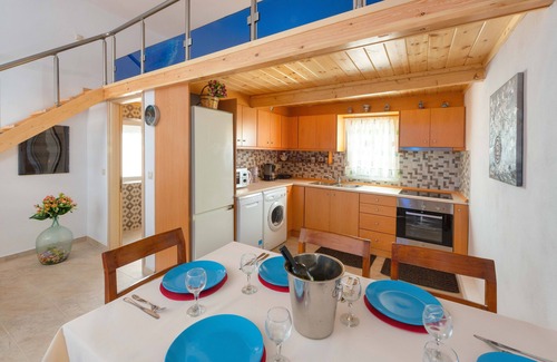 Gennadi House | Charming Beach House with private pool in South Rhodes, Beach Pearl